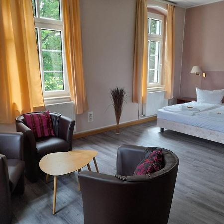 Hotel Am Kreischaer Park מראה חיצוני תמונה